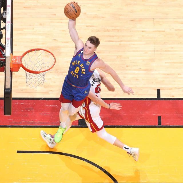 五星体育app-新秀奇兵闪耀总决赛 约基奇盛赞他帮球队赢下G3