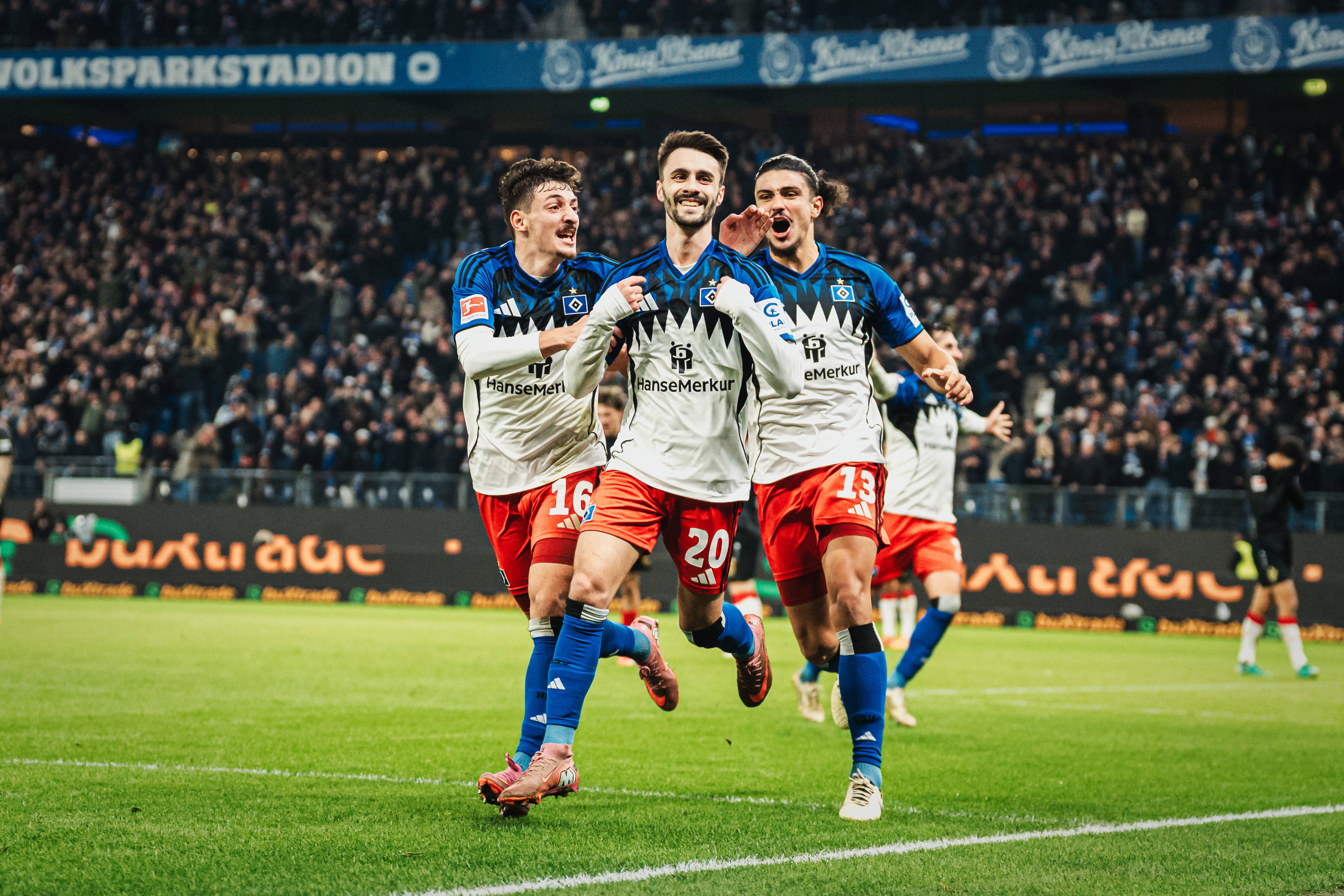 枪手3500万引进！体图：汉堡无力付2000万买断维埃拉，最多1200万