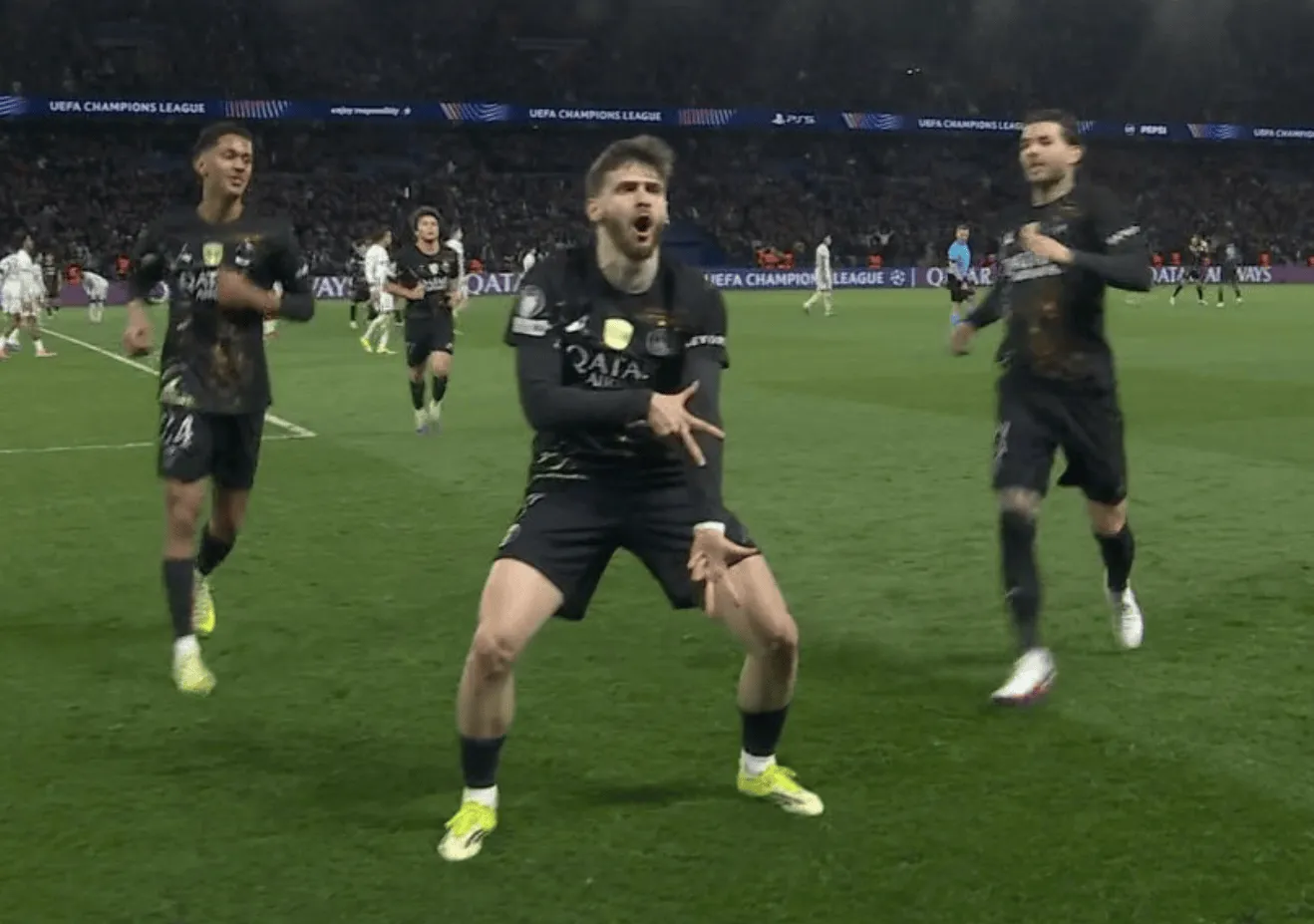 五星体育-5球4助，克瓦拉茨赫利亚是巴黎本季欧冠参与进球最多球员